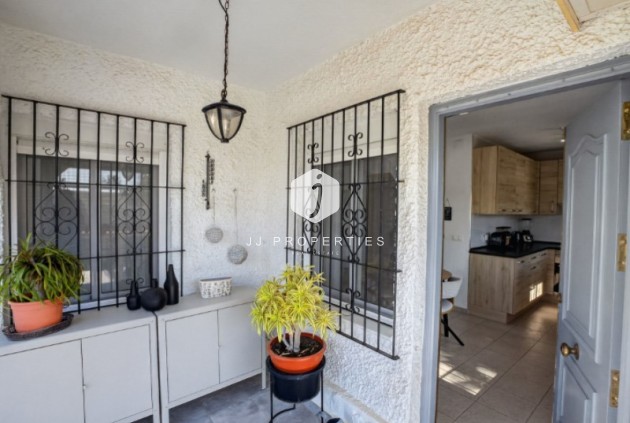 D'occasion - Villa -
Torrevieja - Costa Blanca