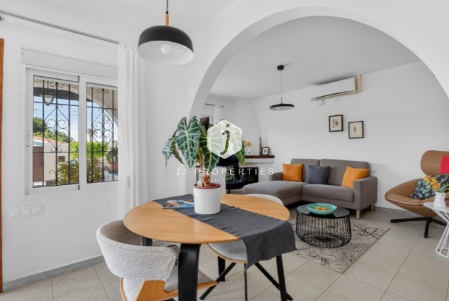 D'occasion - Villa -
Torrevieja - Costa Blanca