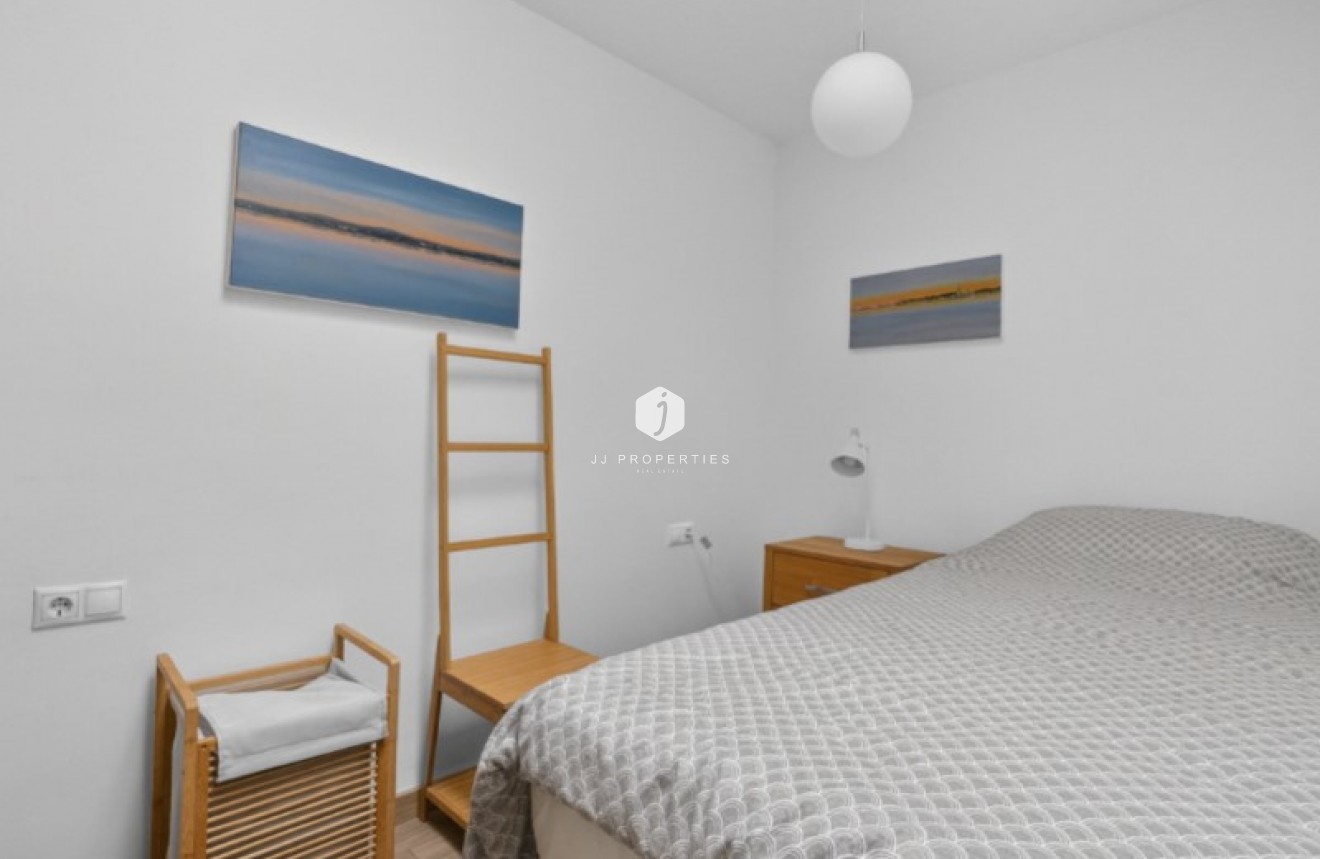 D'occasion - Villa -
Torrevieja - Costa Blanca