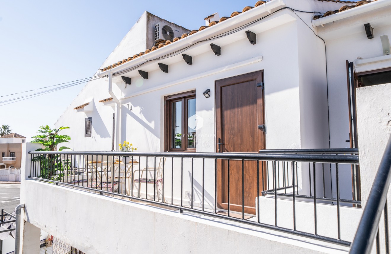 Aus zweiter Hand - Wohnung -
La Mata - Costa Blanca