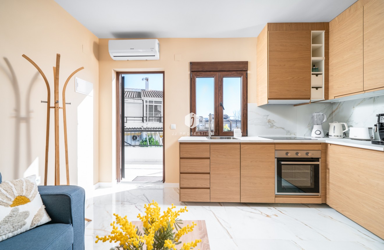 Aus zweiter Hand - Wohnung -
La Mata - Costa Blanca