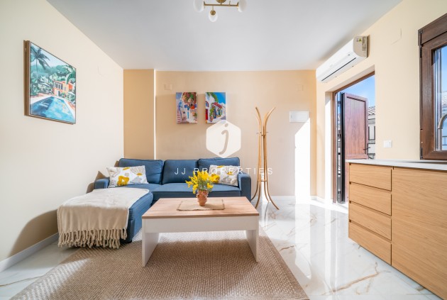 Aus zweiter Hand - Wohnung -
La Mata - Costa Blanca