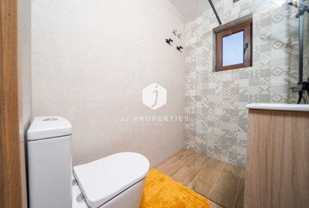 Aus zweiter Hand - Wohnung -
La Mata - Costa Blanca