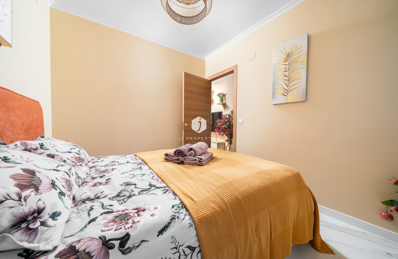 Aus zweiter Hand - Wohnung -
La Mata - Costa Blanca