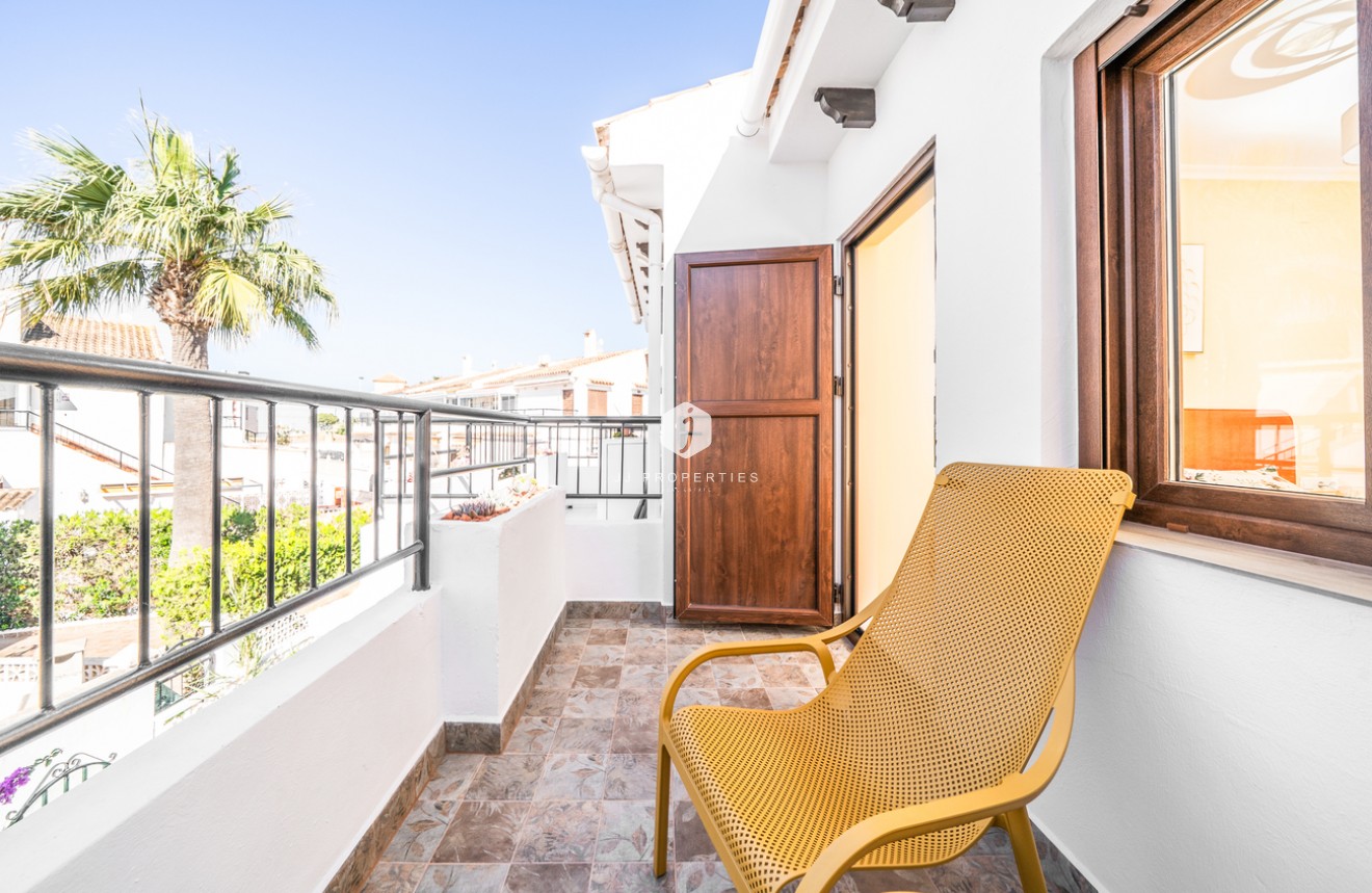 Aus zweiter Hand - Wohnung -
La Mata - Costa Blanca