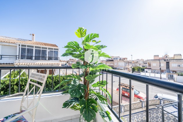 Aus zweiter Hand - Wohnung -
La Mata - Costa Blanca