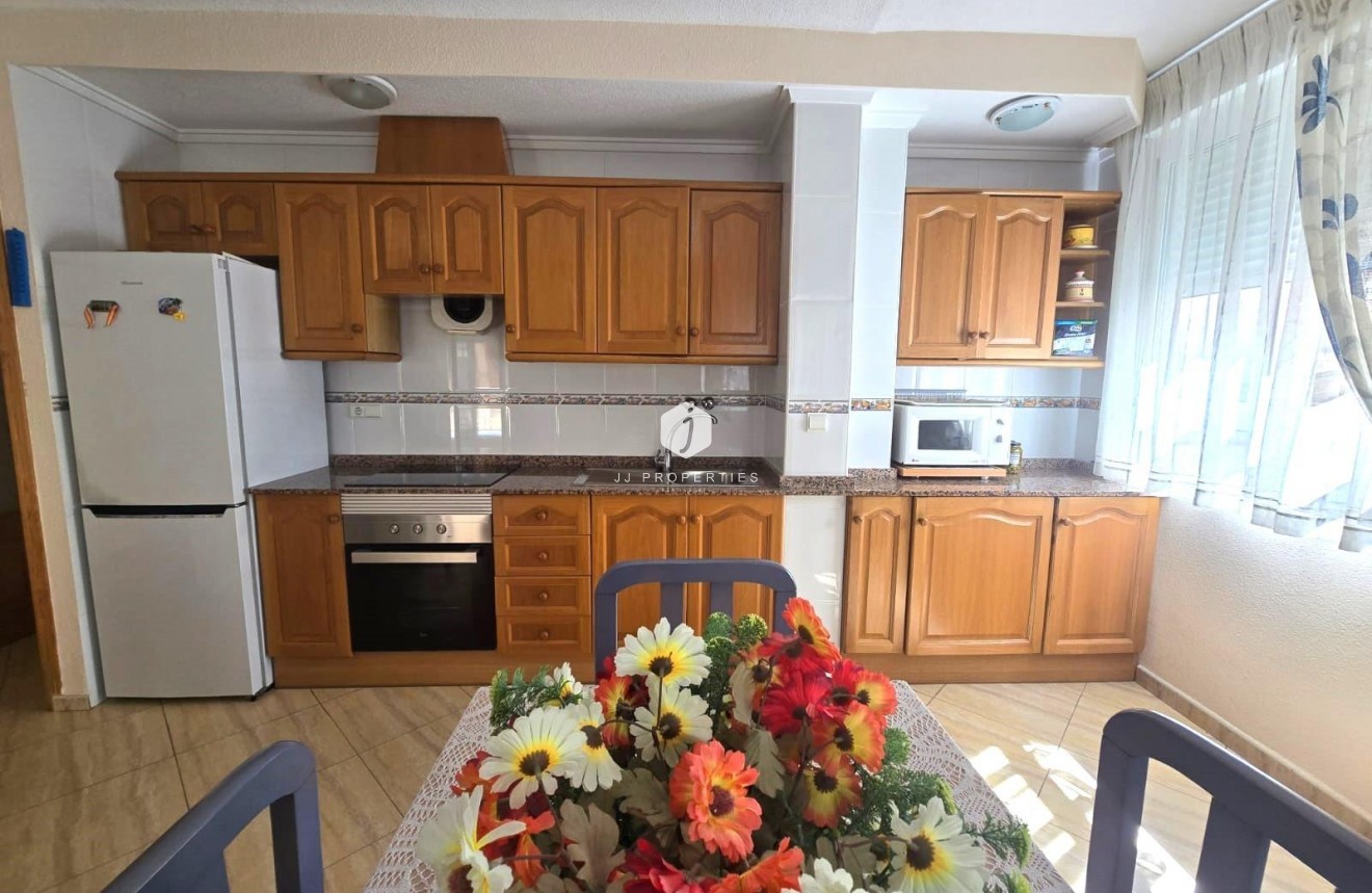Aus zweiter Hand - Wohnung -
Torrevieja - Playa del Cura