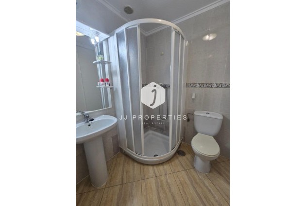 Aus zweiter Hand - Wohnung -
Torrevieja - Playa del Cura