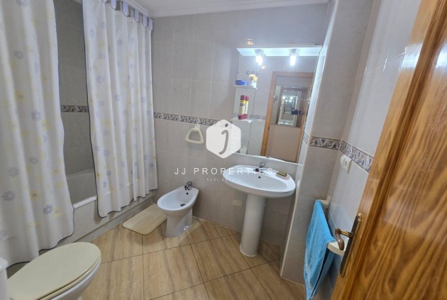 Aus zweiter Hand - Wohnung -
Torrevieja - Playa del Cura