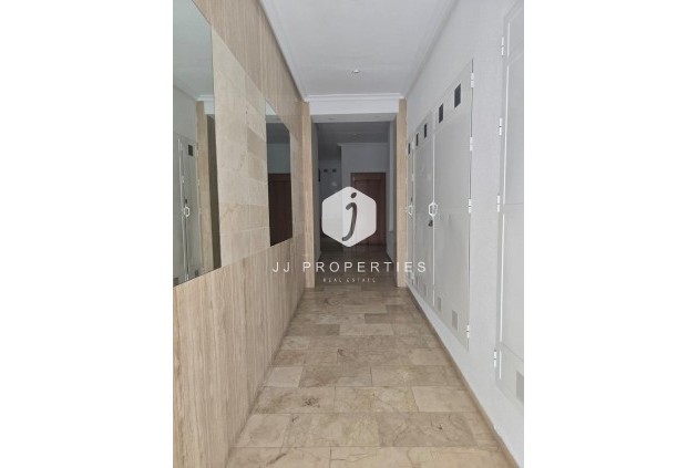 Aus zweiter Hand - Wohnung -
Torrevieja - Playa del Cura