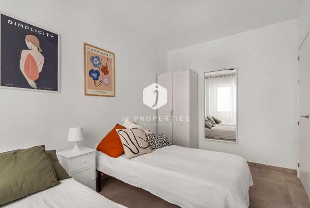 Resale - Apartment / flat -
Torrevieja - Playa de los Locos