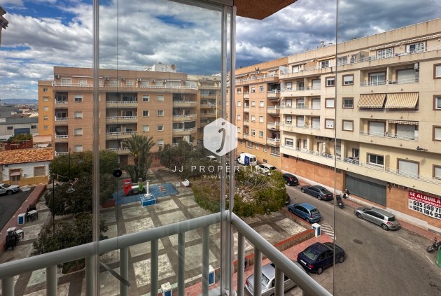 Resale - Apartment / flat -
Torrevieja - Costa Blanca
