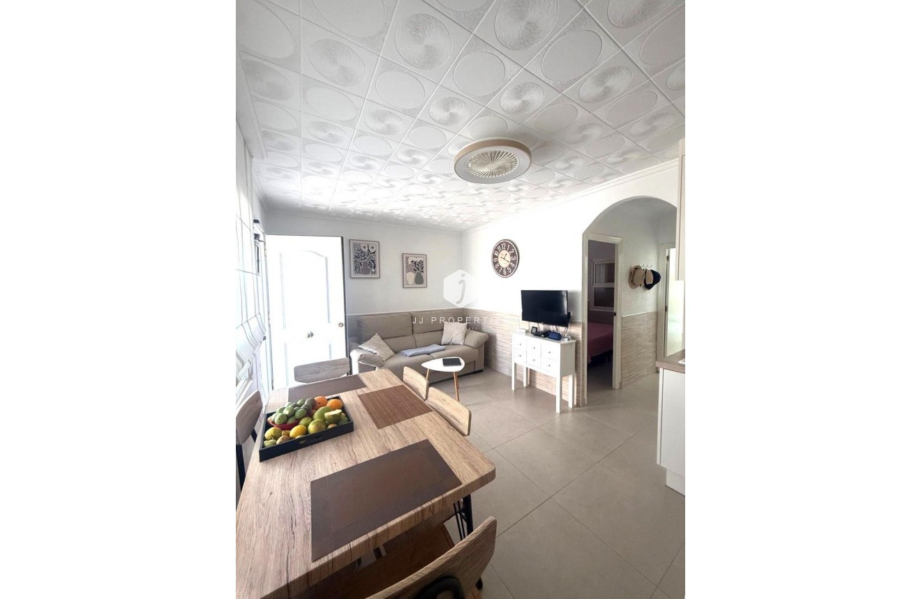 Aus zweiter Hand - Bungalow -
Torrevieja - Torretas