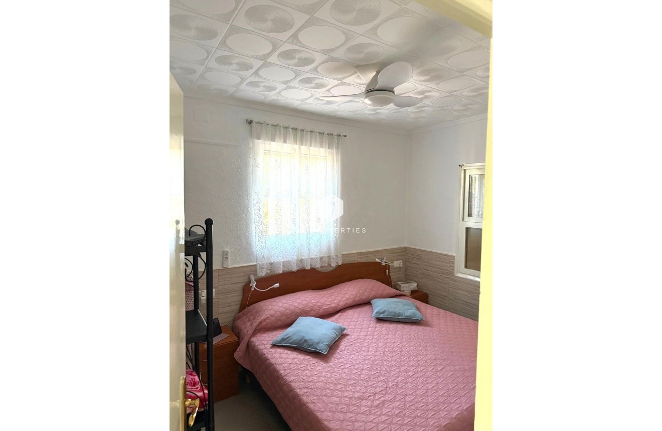 Aus zweiter Hand - Bungalow -
Torrevieja - Torretas