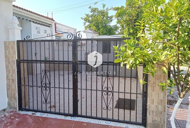 Aus zweiter Hand - Bungalow -
Torrevieja - Torretas