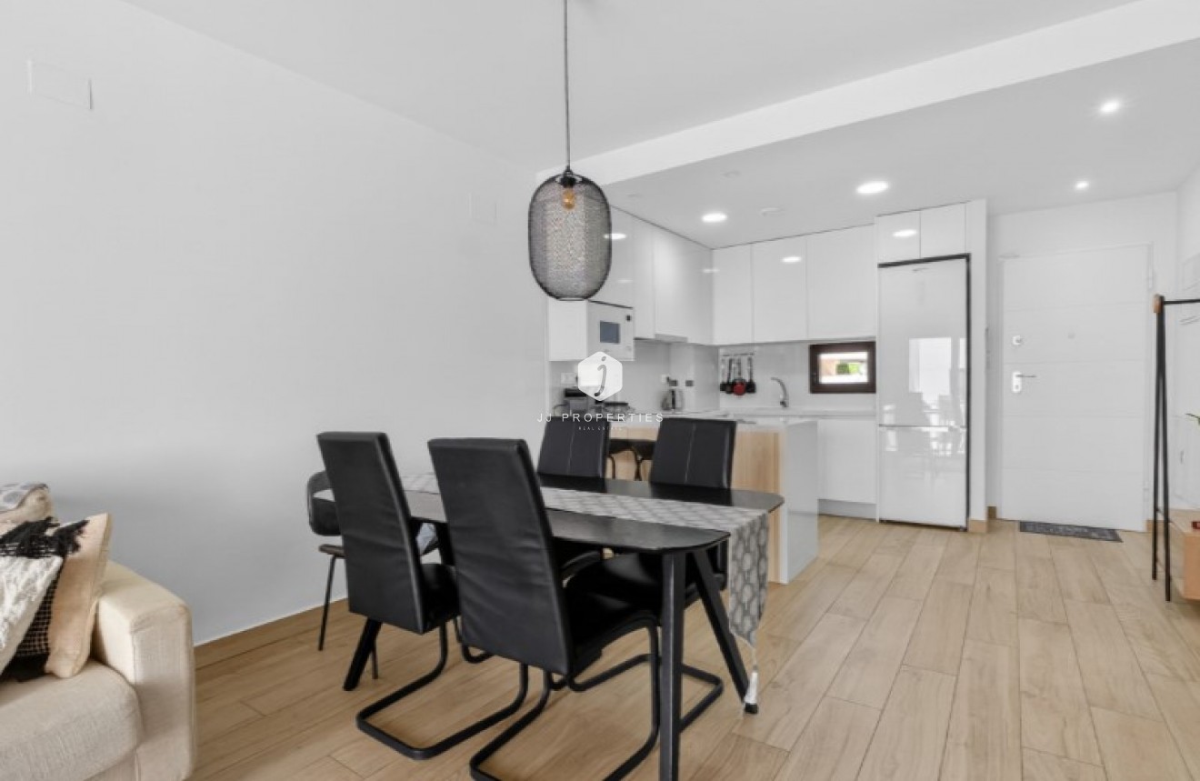 Aus zweiter Hand - Penthouse -
Torrevieja - Costa Blanca