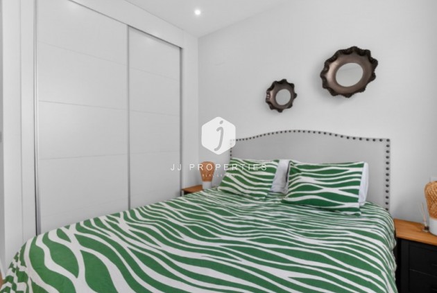Aus zweiter Hand - Penthouse -
Torrevieja - Costa Blanca
