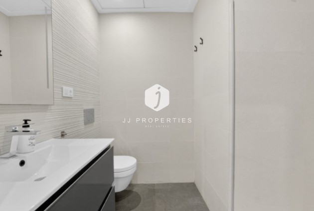 Aus zweiter Hand - Penthouse -
Torrevieja - Costa Blanca