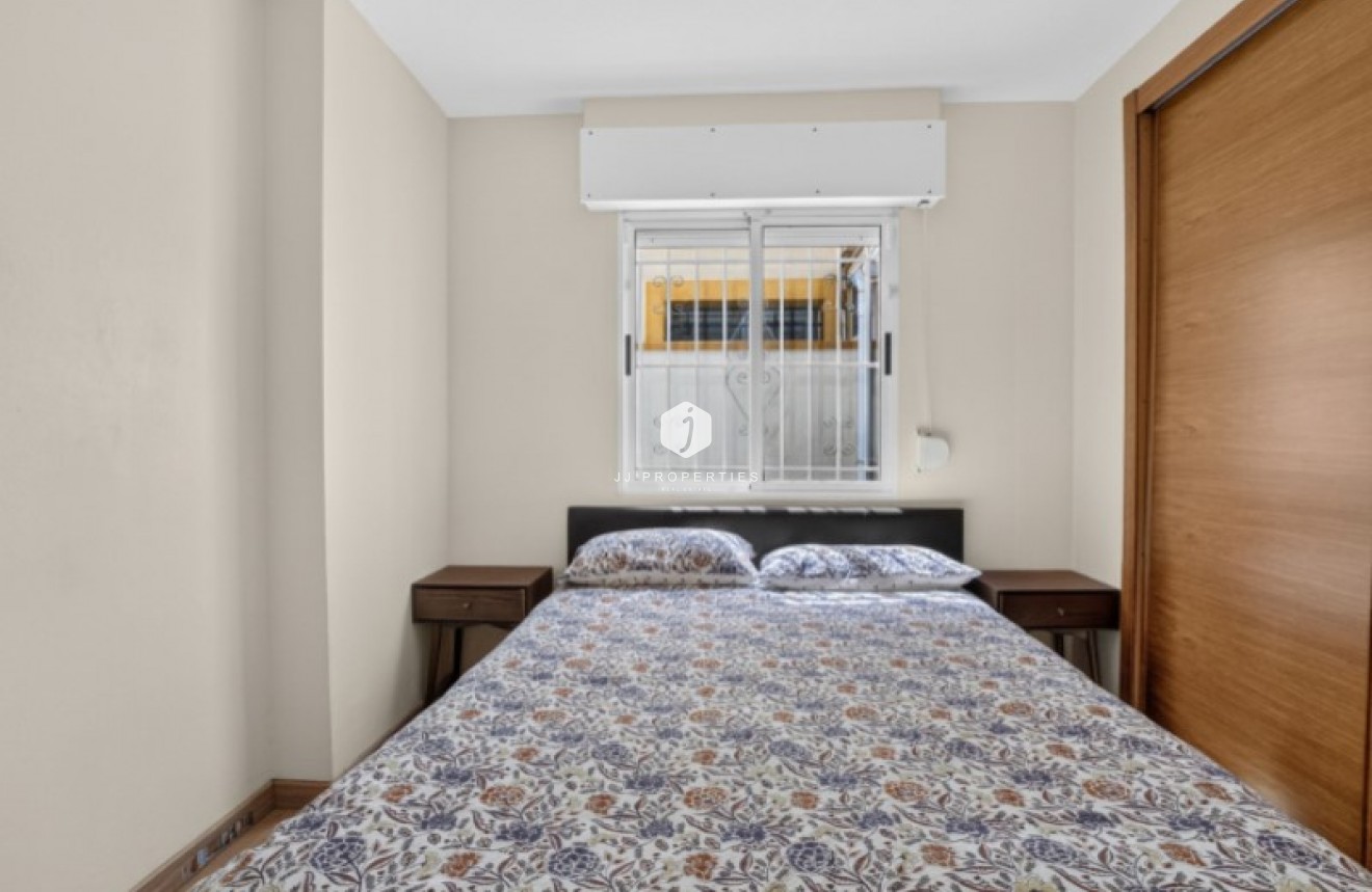 Segunda mano - Chalet -
Torrevieja - Costa Blanca
