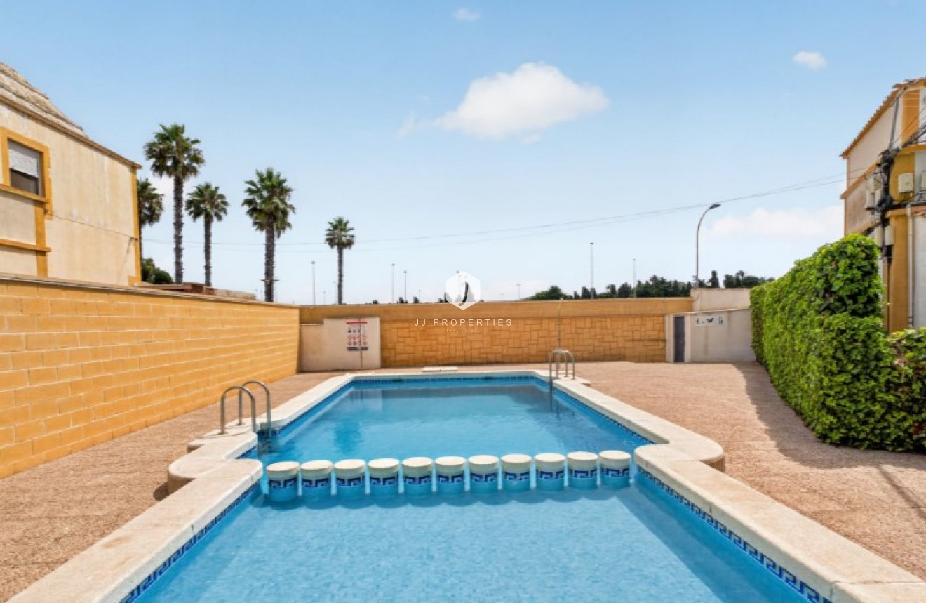 Segunda mano - Chalet -
Torrevieja - Costa Blanca