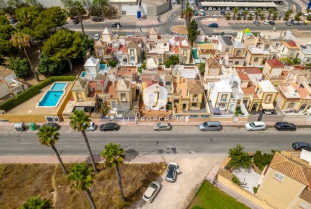 Segunda mano - Chalet -
Torrevieja - Costa Blanca