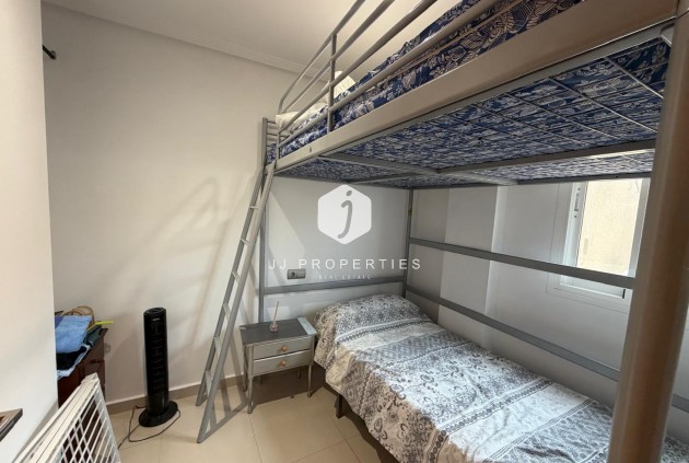Z drugiej ręki - Daszek -
Torrevieja - Centro