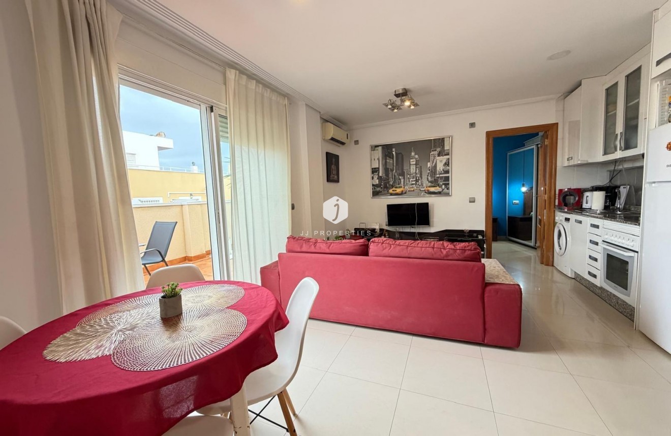 Z drugiej ręki - Daszek -
Torrevieja - Centro