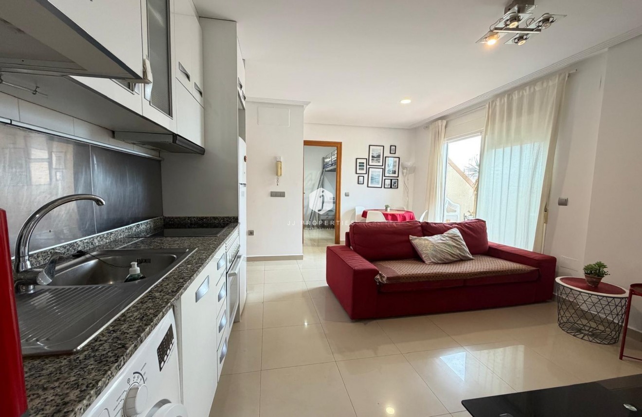 Z drugiej ręki - Daszek -
Torrevieja - Centro