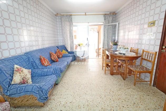 Aus zweiter Hand - Wohnung -
Torrevieja - La Mata Pueblo