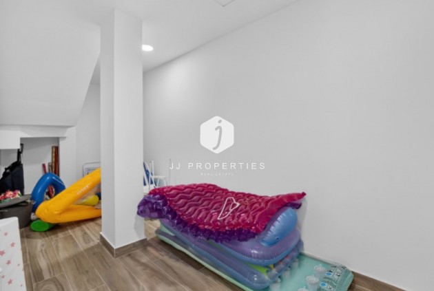 Tweedehands - Villa -
Torrevieja - Costa Blanca