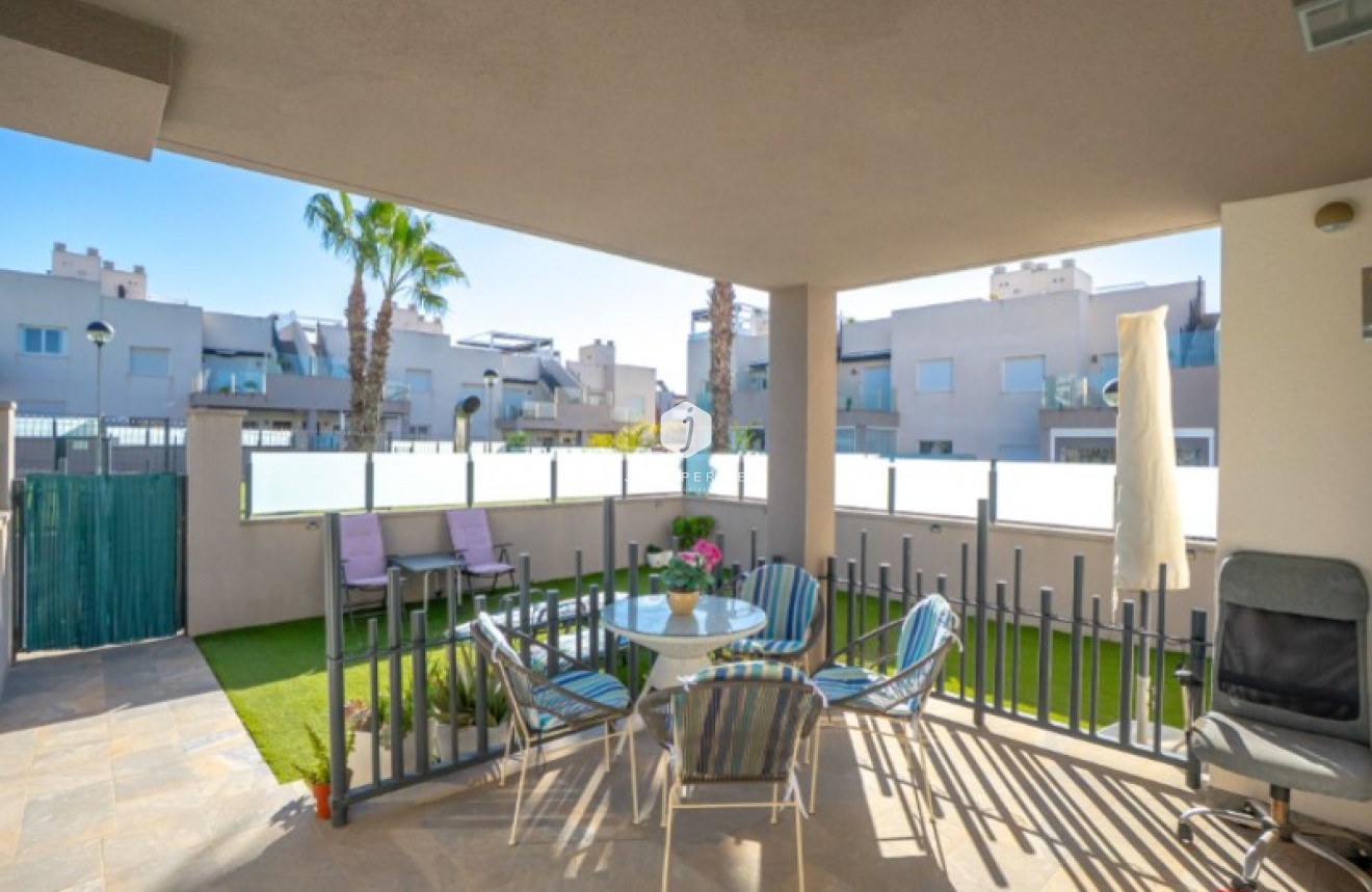 Resale - Apartment / flat -
Torrevieja - Costa Blanca