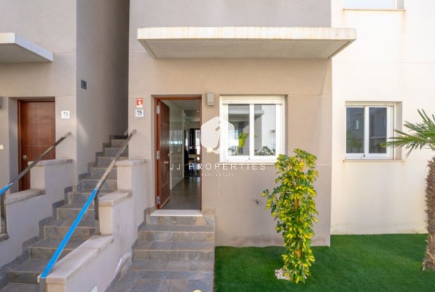 Resale - Apartment / flat -
Torrevieja - Costa Blanca
