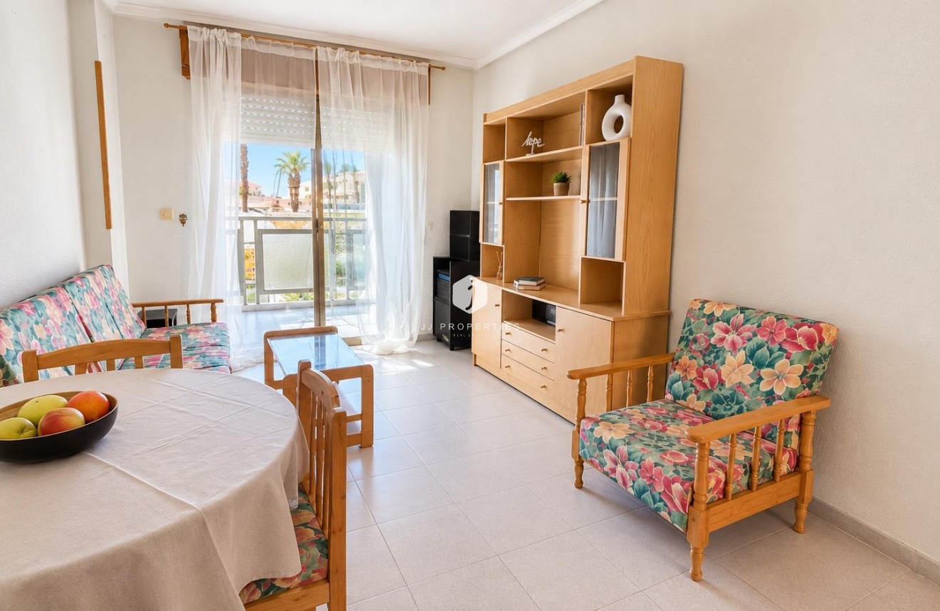 Aus zweiter Hand - Wohnung -
Torrevieja - La Siesta - El Salado - Torreta