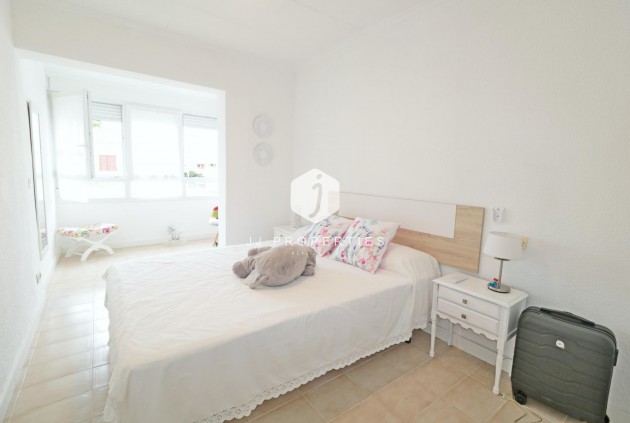 Segunda mano - Chalet -
Torrevieja - Playa de los Naufragos