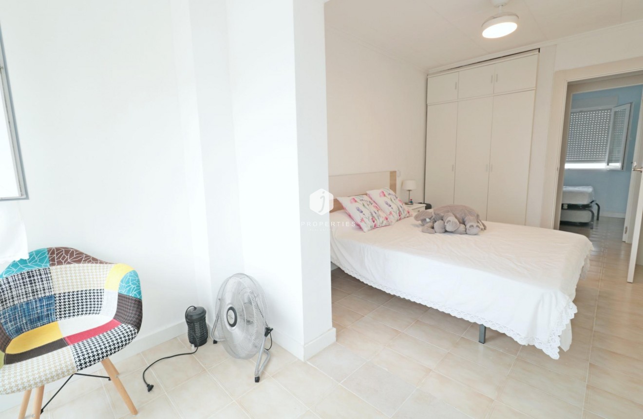 Segunda mano - Chalet -
Torrevieja - Playa de los Naufragos