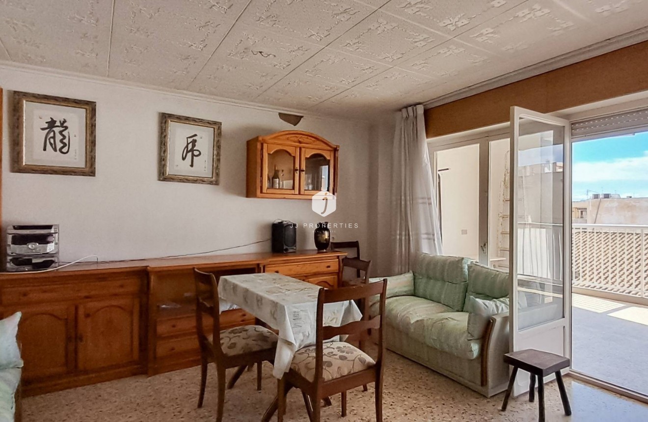 Z drugiej ręki - Daszek -
Torrevieja - Playa de los Naufragos