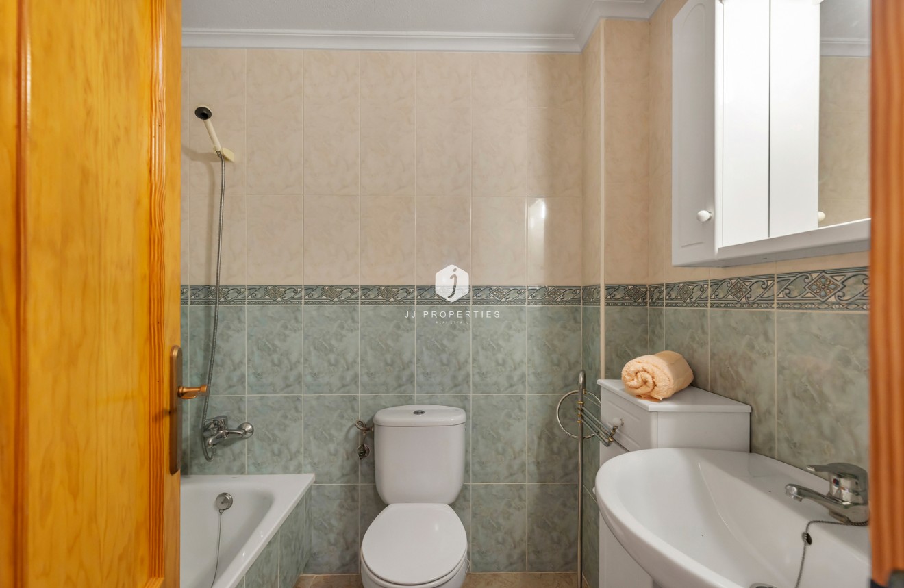 Aus zweiter Hand - Wohnung -
Torrevieja - Costa Blanca