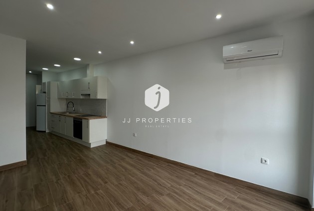 Tweedehands - Appartement / flat -
Torrevieja - Costa Blanca