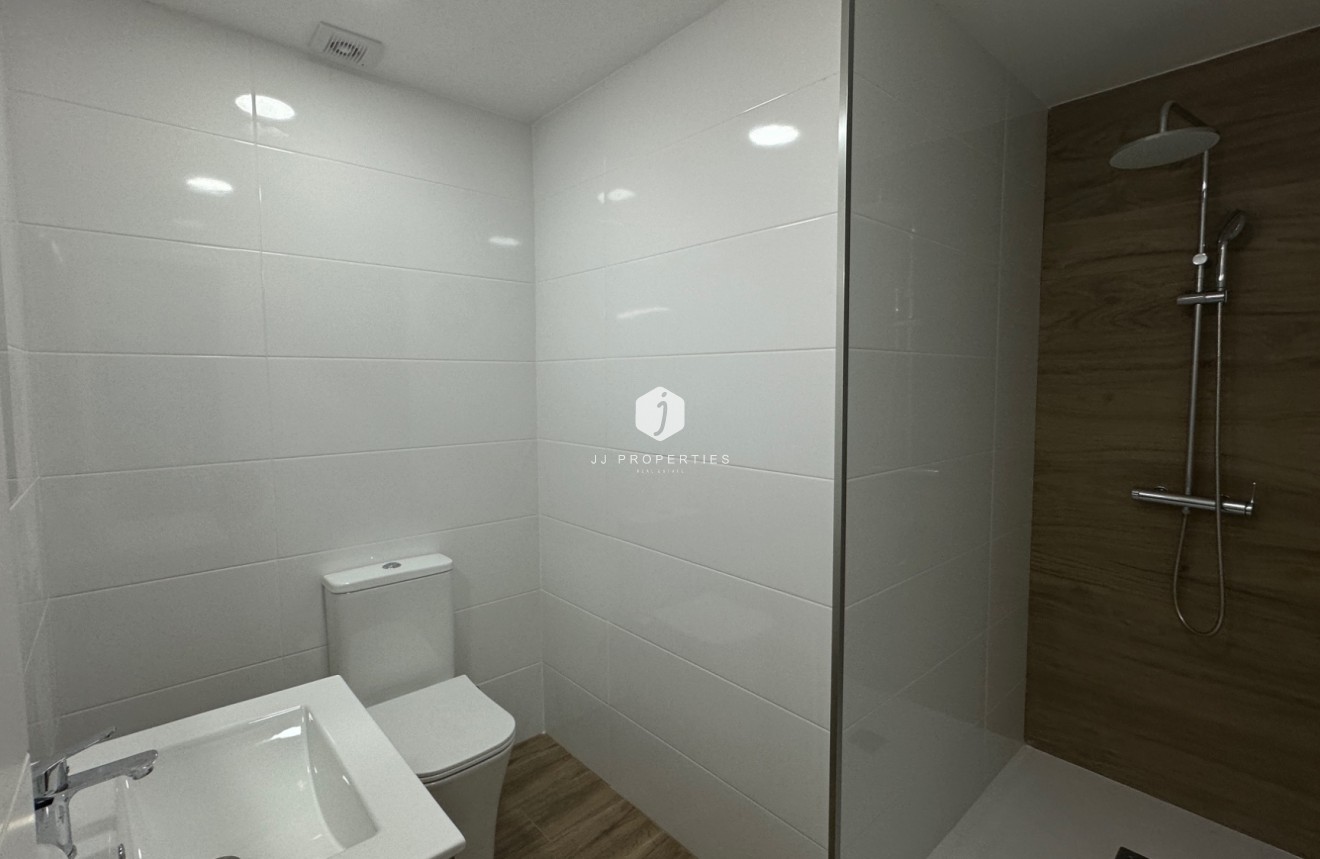 Tweedehands - Appartement / flat -
Torrevieja - Costa Blanca