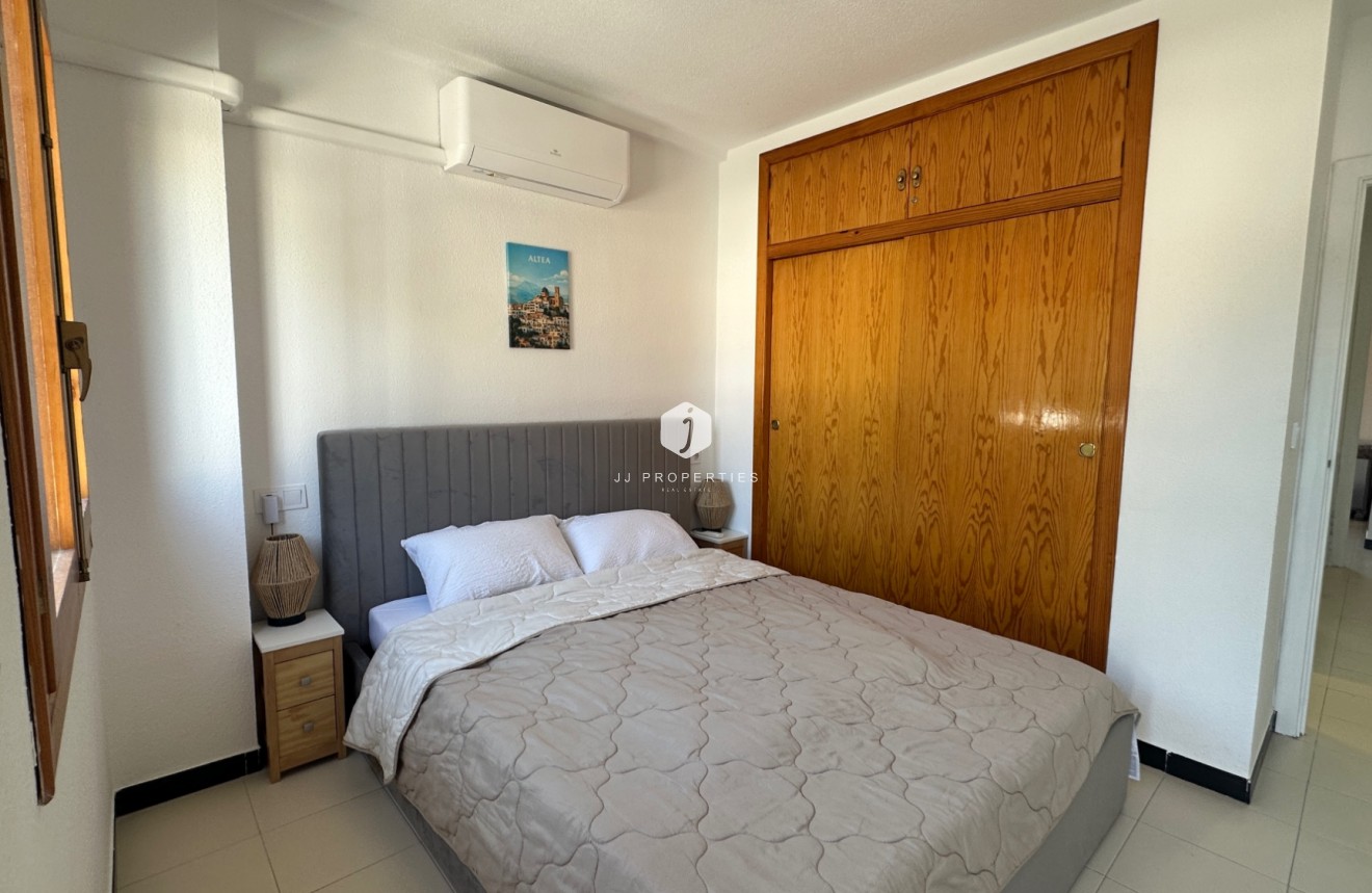 Resale - Chalet -
La Mata - Costa Blanca