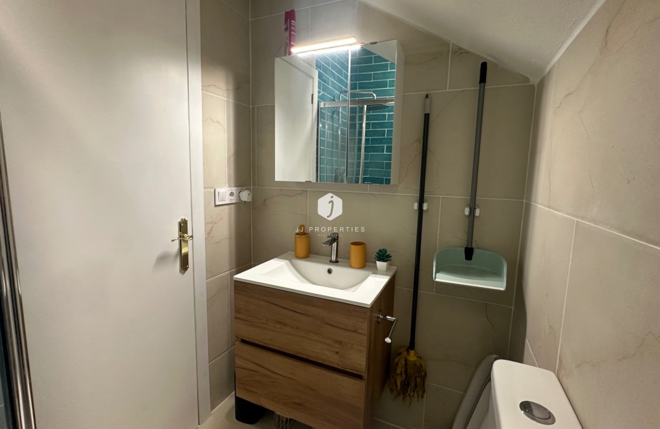 Resale - Chalet -
La Mata - Costa Blanca