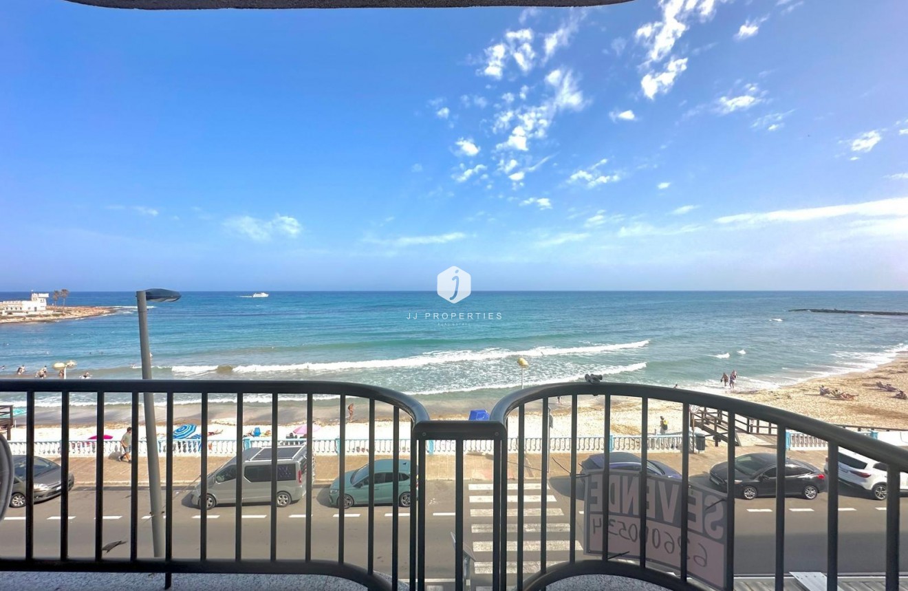 Aus zweiter Hand - Wohnung -
Torrevieja - Centro