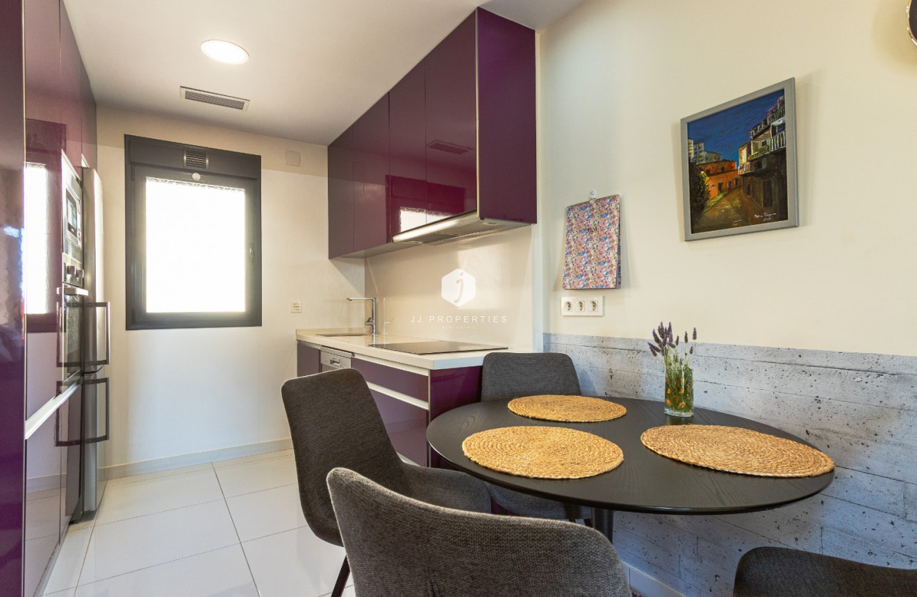 Resale - Bungalow -
Los Altos - Costa Blanca