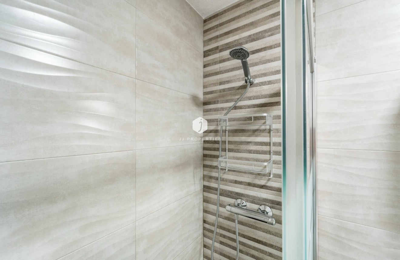 Resale - Duplex -
Torrevieja - Playa de los Naufragos