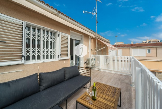 Resale - Duplex -
Torrevieja - Playa de los Naufragos