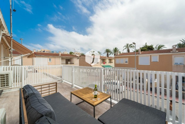 Resale - Duplex -
Torrevieja - Playa de los Naufragos