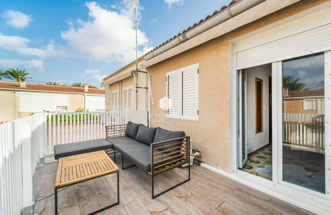 Resale - Duplex -
Torrevieja - Playa de los Naufragos