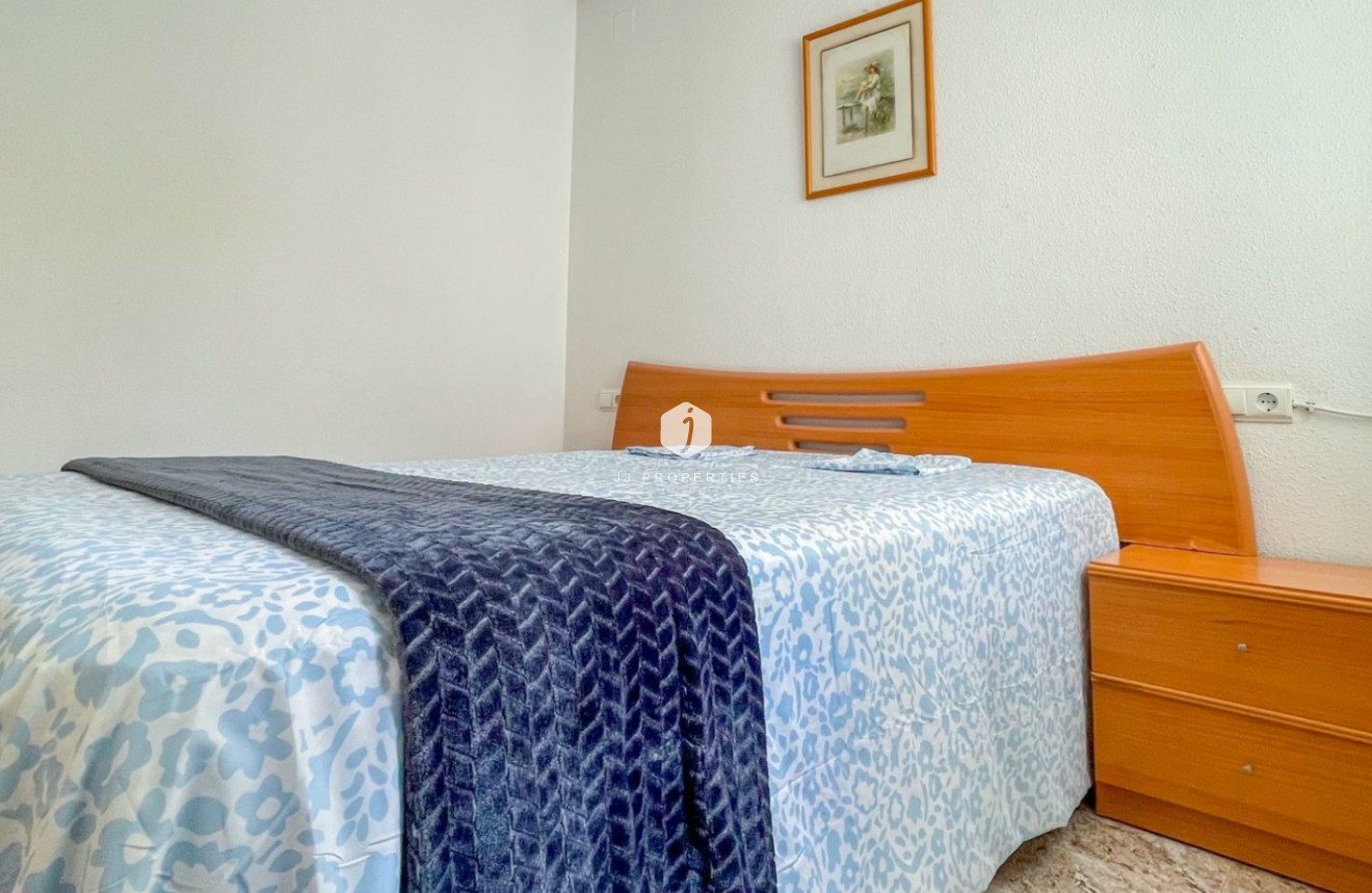 Tweedehands - Appartement / flat -
Torrevieja - Costa Blanca