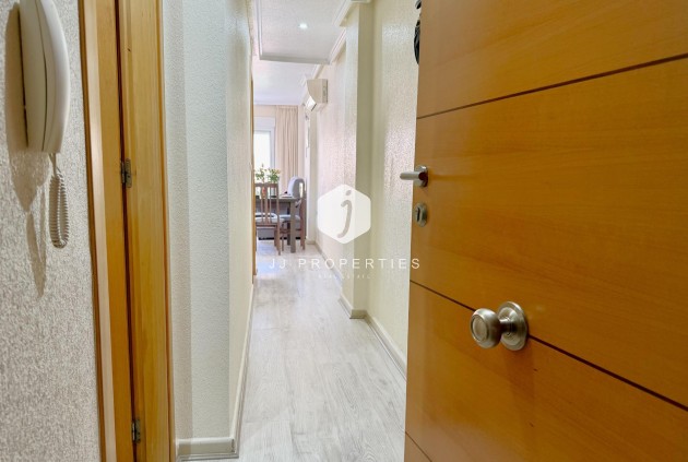 Aus zweiter Hand - Wohnung -
Torrevieja - El molino