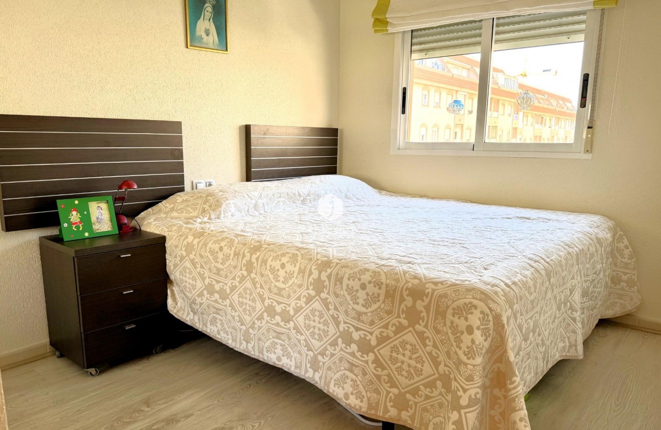 Aus zweiter Hand - Wohnung -
Torrevieja - El molino